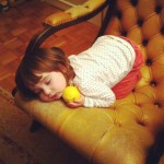 8 isadora endormie avec citron